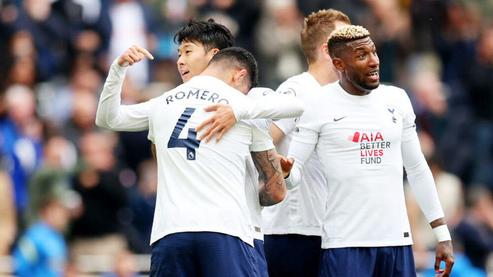 Cristian Romero's Tottenham FC 2022/23 Signed Official Away Shirt -  CharityStars
